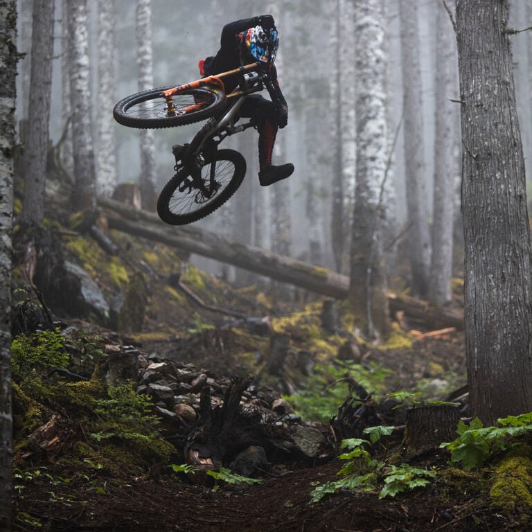 Jackson Goldstone in air on MTB